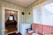 Casa in inima statiunii Covasna, cu gradina, vie si pomi fru 