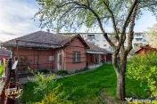 Casa in inima statiunii Covasna, cu gradina, vie si pomi fru 