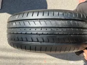 225/55R18 