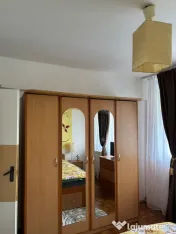 Închiriez 2 camere semi decomandat 