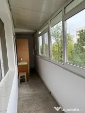 Închiriez 2 camere semi decomandat 