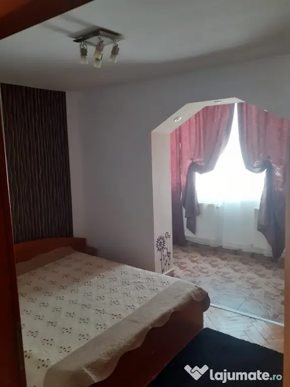 Vând apartament 2 camere , 78 mp central str Tudor Vladimirescu