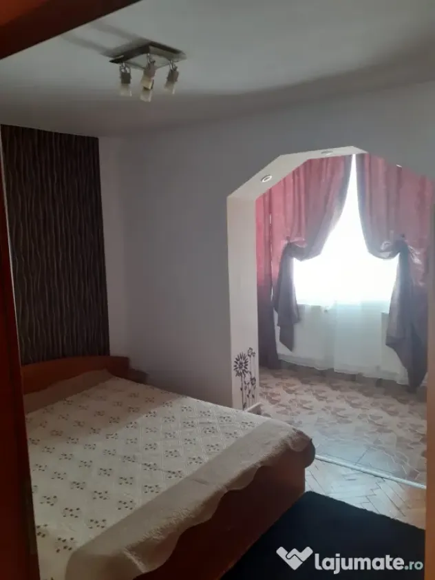 Vând apartament 2 camere , 78 mp central str Tudor Vladimirescu