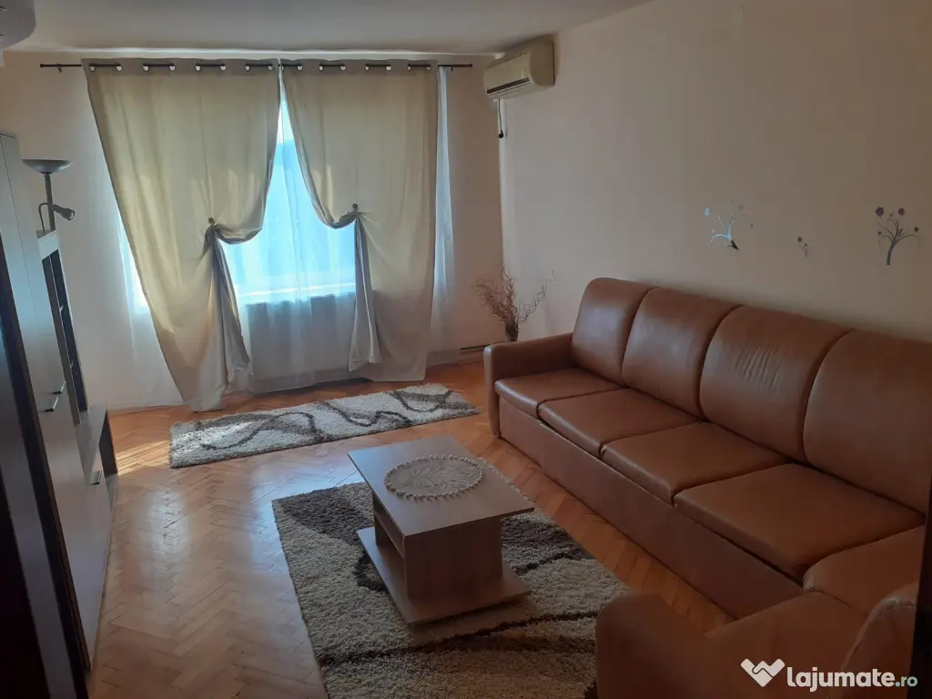 Vând apartament 2 camere , 78 mp central str Tudor Vladimirescu