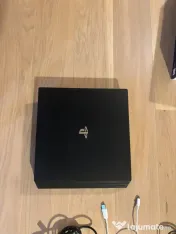 PlayStation 4 PRO 1TB, în stare foarte bună 