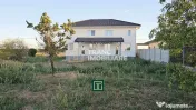 Jumătate de duplex nou cu 4 camere in Vladimirescu 