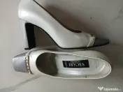 Pantofi, sandale din piele mar37, preferabil Iasi 