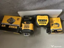 Laser DeWALT 3x360 Verde DCLE34030 NOU + Baterii XR 5Ah + Încărcător