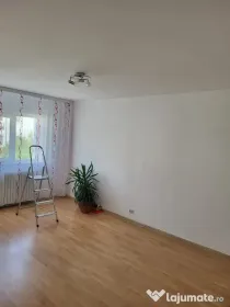 Constanta Vând apartament 2 camere zona Liceul Agroalimentar