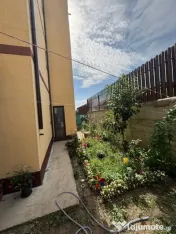 APARTAMENT CU 3 CAMERE, 89 MP DE CURTE , CAPAT CUG 