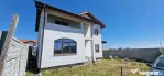 Vila P+1, zona linistita, pentru doua famili.