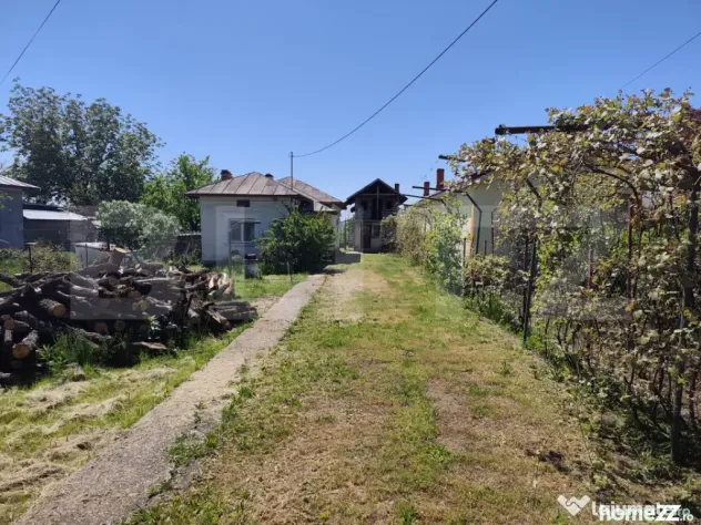 Casă în Găești, 3 dormitoare, teren 2000 mp 62000Euro