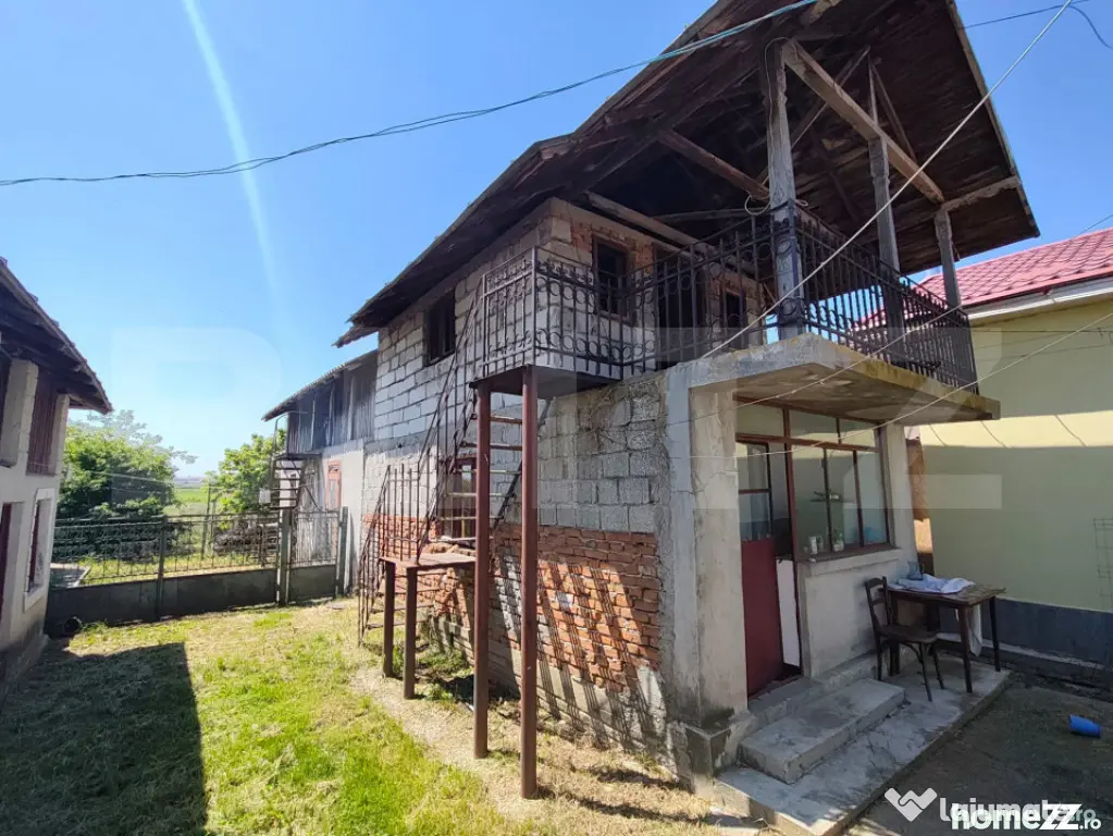 Casă în Găești, 3 dormitoare, teren 2000 mp 62000Euro