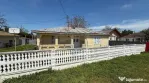 Casă / Vilă Hângulesti