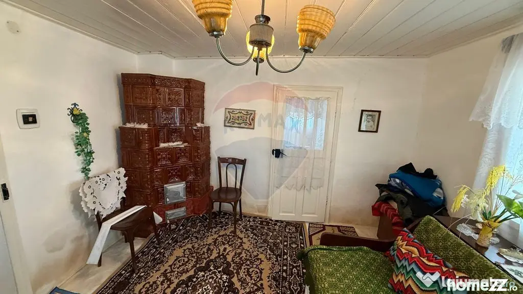 Casă / Vilă Hângulesti