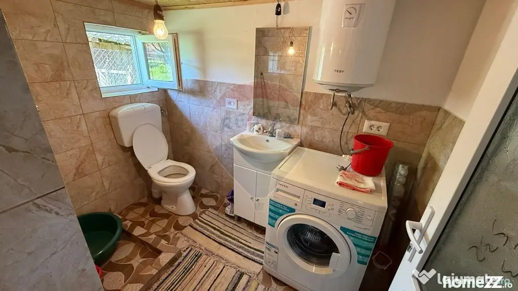 Casă / Vilă Hângulesti