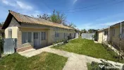 Casă / Vilă Hângulesti 