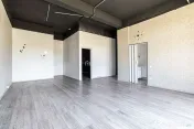 Spatiu comercial Qualis II 