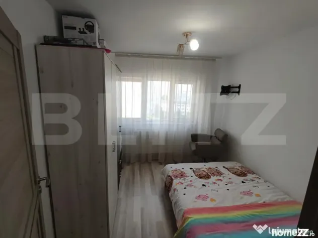 Apartament 3 camere, etaj 7/9 cu lift, 70 mp, zona Micro 6