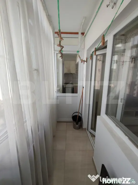 Apartament 3 camere, etaj 7/9 cu lift, 70 mp, zona Micro 6