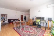Apartament cu 2 camere de vanzare Str.Ploiesti Nr.17, Gar... 