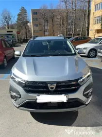 Vând Dacia Sandero Stepway