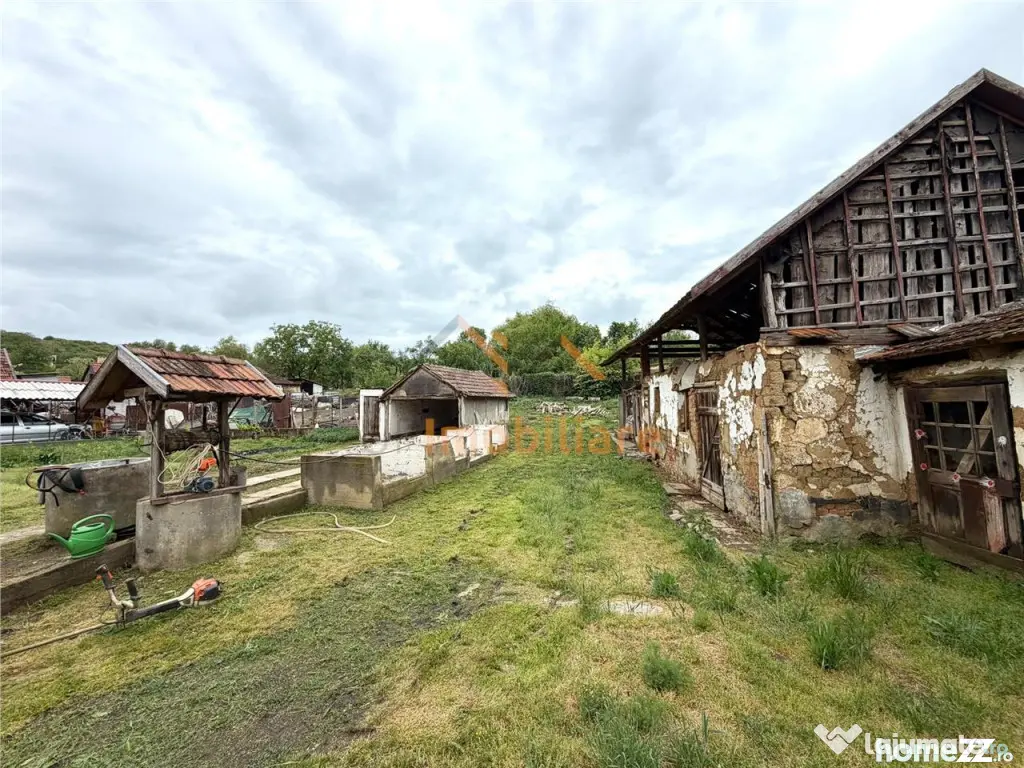 CASA CU TEREN 975 MP | ACCES AUTO | ZONA SANTIMREU | BIHOR - Santimreu (Bihor)