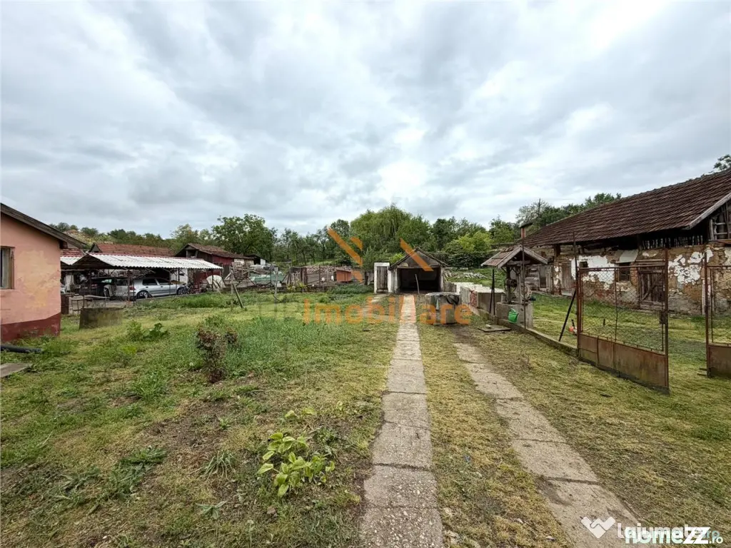 CASA CU TEREN 975 MP | ACCES AUTO | ZONA SANTIMREU | BIHOR - Santimreu (Bihor)
