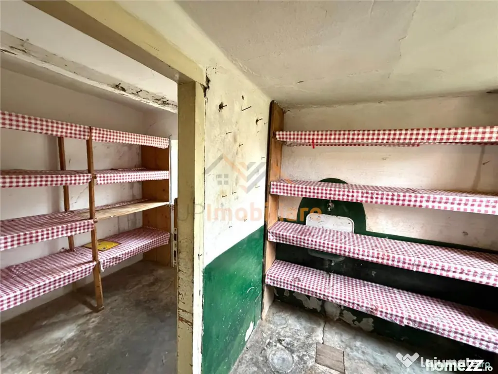 CASA CU TEREN 975 MP | ACCES AUTO | ZONA SANTIMREU | BIHOR - Santimreu (Bihor)