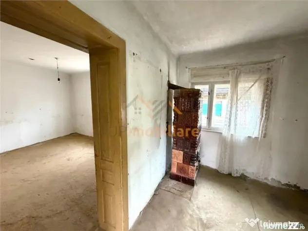 CASA CU TEREN 975 MP | ACCES AUTO | ZONA SANTIMREU | BIHOR - Santimreu (Bihor)
