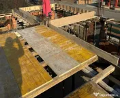 Duplex 4 camere-Buda-Pereti dublii tencuiti-Toate utilitatil 