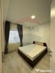 Apartament cu 3 camere de închiriat în zona 1 Mai 