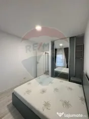 Apartament cu 3 camere de închiriat în zona 1 Mai 