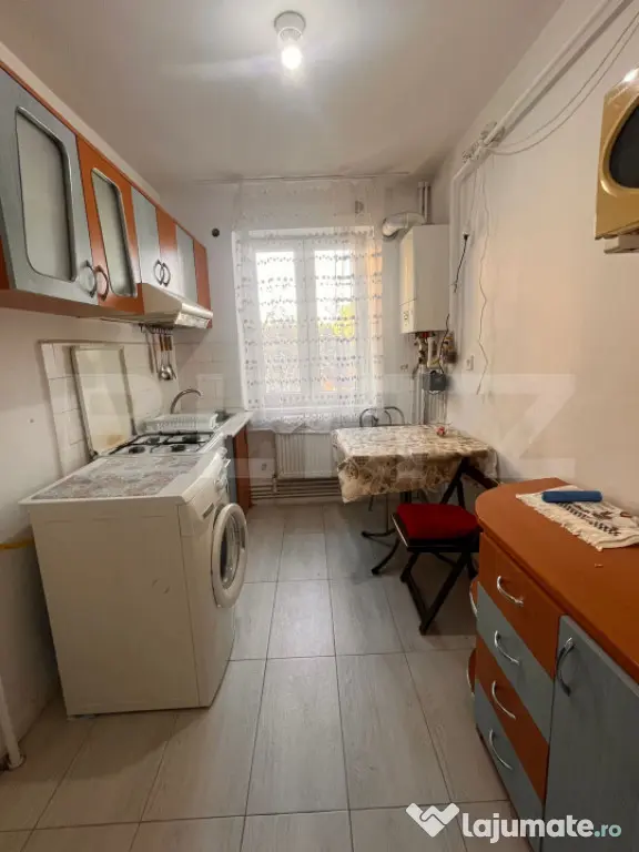 Apartament 2 camere ,47 mp, etaj intermediar, zona Spital