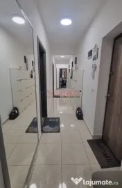 Piata Resita - apartament modern 3 camere 