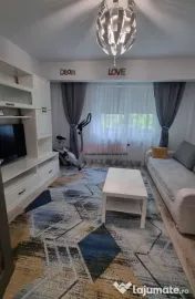 Piata Resita - apartament modern 3 camere 