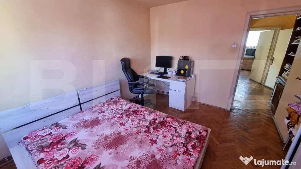 Apartament 4 camere, 90 mp, zona Take Ionescu