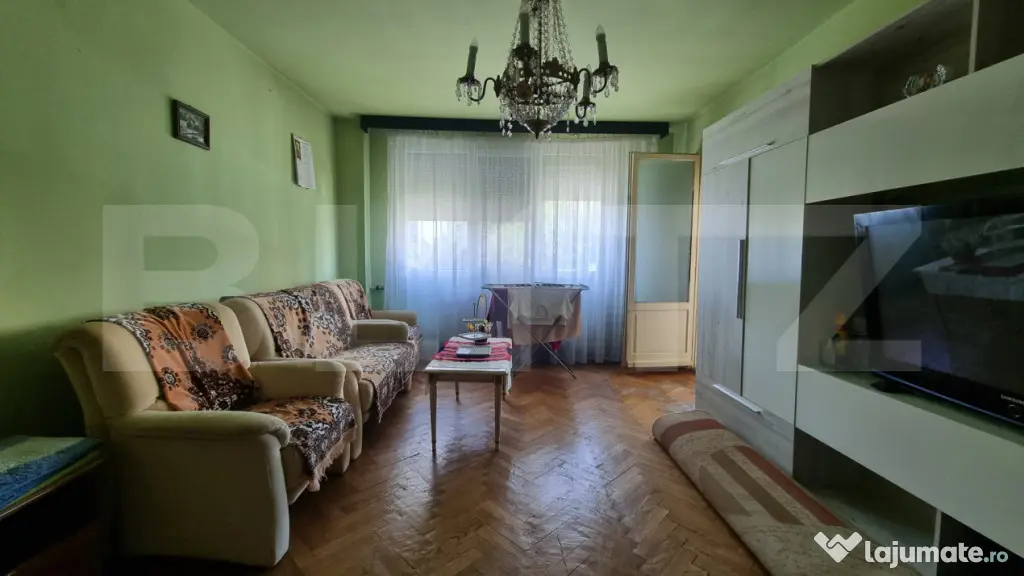 Apartament 4 camere, 90 mp, zona Take Ionescu