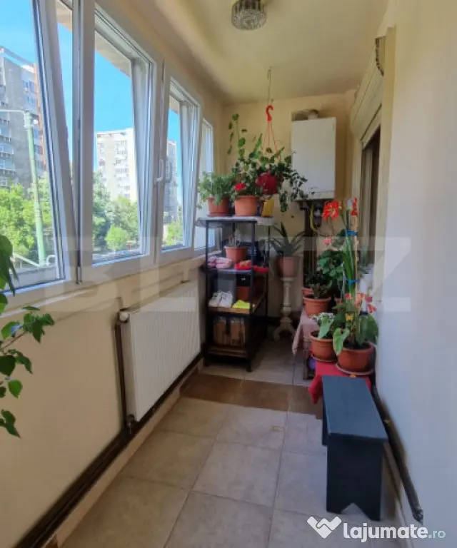 Apartament 4 camere, 90 mp, zona Take Ionescu