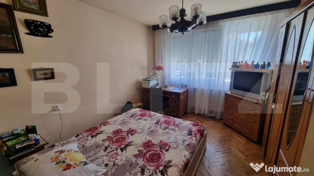 Apartament 4 camere, 90 mp, zona Take Ionescu