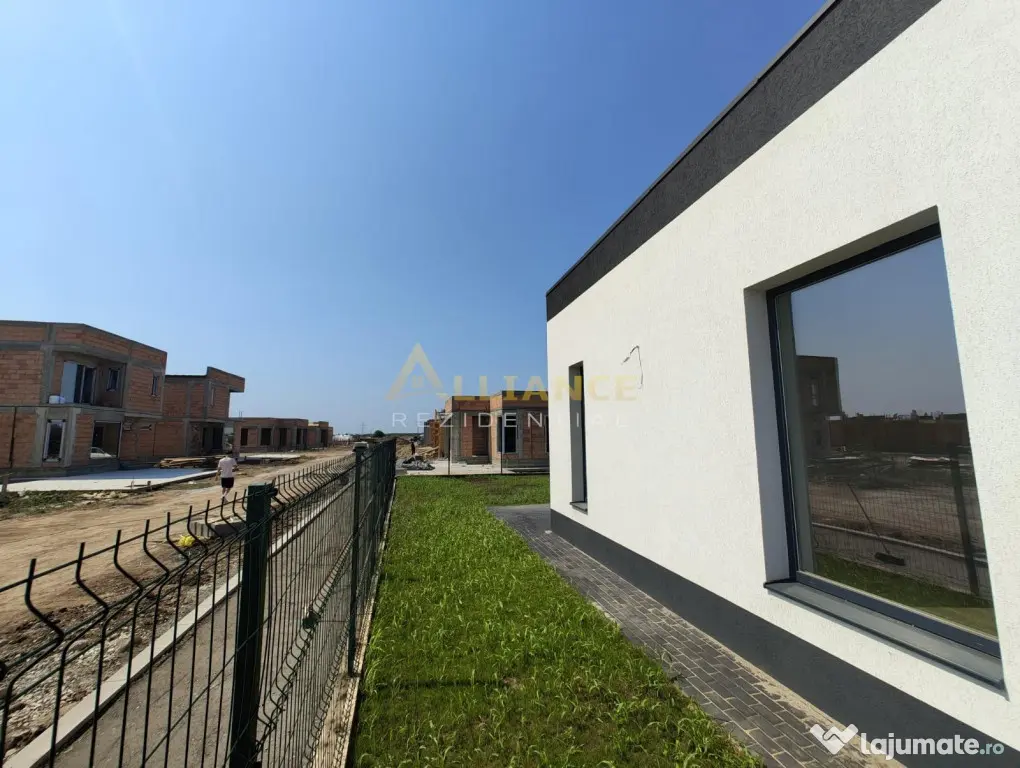 Casa Individuala - 4 camere - 2 bai - 423 mp teren