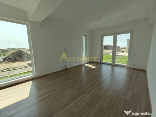 Casa Individuala - 4 camere - 2 bai - 423 mp teren