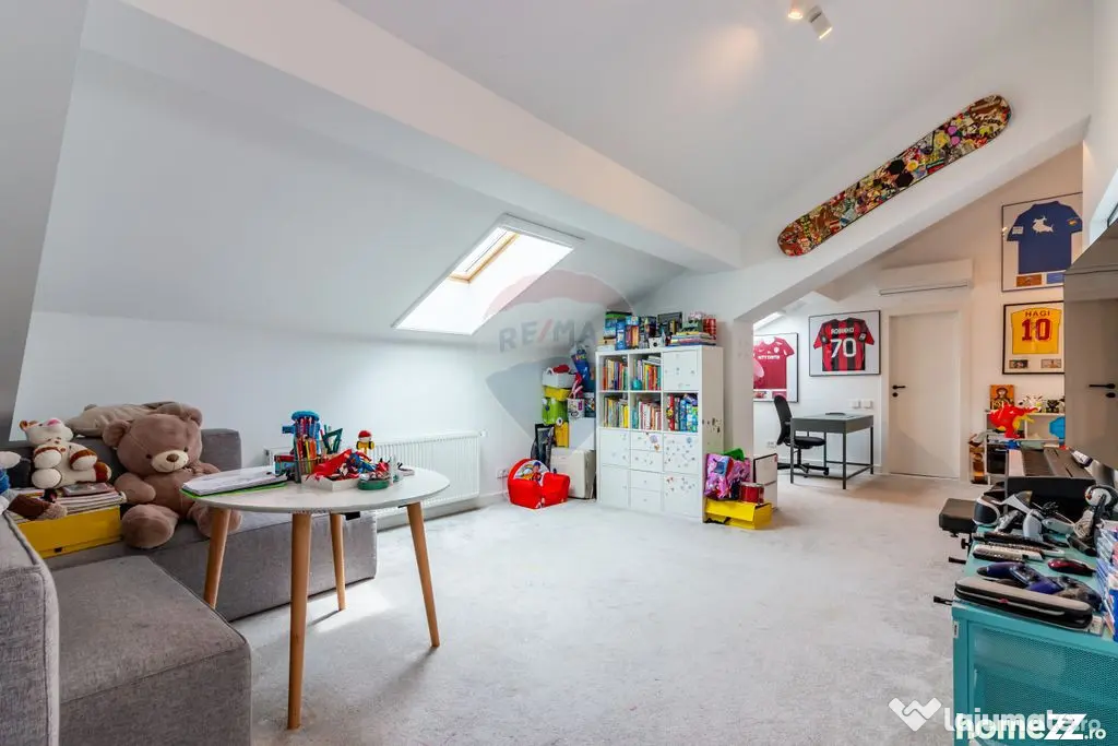 Vilă superba 7 camere, zona linistita, Bucurestii Noi