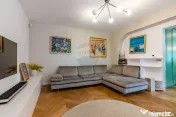 Vilă superba 7 camere, zona linistita, Bucurestii Noi 