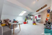 Vilă superba 7 camere, zona linistita, Bucurestii Noi 