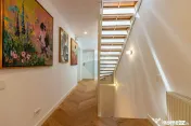 Vilă superba 7 camere, zona linistita, Bucurestii Noi 