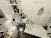 Garsonieră modernă cu mobilier la comandă, aproape de Cor 