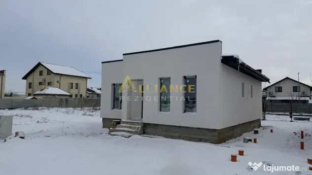 Casa Individuala - 4 camere - 2 bai - 307mp teren