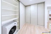 Apartament spatios,60 mp utili balcon, parcare, Transilvania 