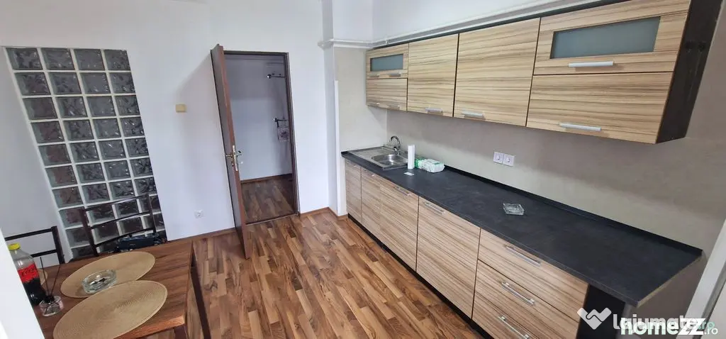 Doua camere comfort maxim, zona Trocadero. - Constanta (Constanta)